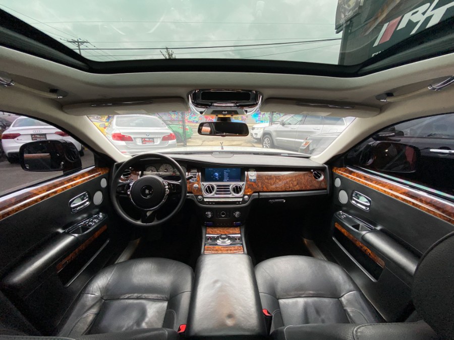 2010 Rolls-Royce Ghost 4dr Sdn, available for sale in Newark, New Jersey | RT Auto Center LLC. Newark, New Jersey 2010 Rolls-Royce Ghost 4dr Sdn, available for sale in Newark, New Jersey | RT Auto Center LLC. Newark, New Jersey
