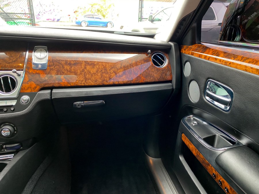 2010 Rolls-Royce Ghost 4dr Sdn, available for sale in Newark, New Jersey | RT Auto Center LLC. Newark, New Jersey 2010 Rolls-Royce Ghost 4dr Sdn, available for sale in Newark, New Jersey | RT Auto Center LLC. Newark, New Jersey