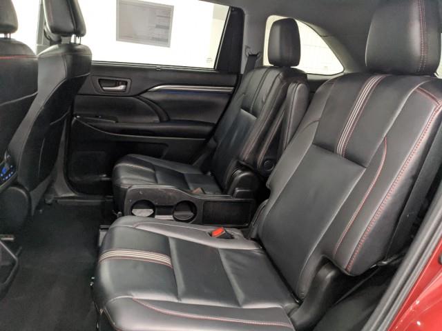 Used Toyota Highlander SE AWD w/ Navi & rearCam 2019 | Car Revolution. Maple Shade, New Jersey Used Toyota Highlander SE AWD w/ Navi & rearCam 2019 | Car Revolution. Maple Shade, New Jersey
