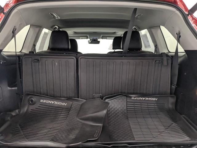 Used Toyota Highlander SE AWD w/ Navi & rearCam 2019 | Car Revolution. Maple Shade, New Jersey Used Toyota Highlander SE AWD w/ Navi & rearCam 2019 | Car Revolution. Maple Shade, New Jersey