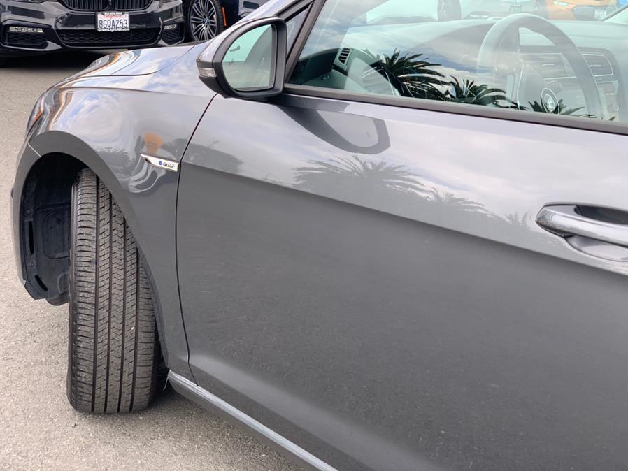 Used Volkswagen e-Golf SE 2019 | Green Light Auto Wholesale. Daly City, California Used Volkswagen e-Golf SE 2019 | Green Light Auto Wholesale. Daly City, California