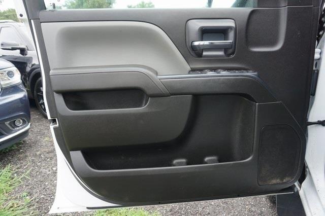 Used Chevrolet Silverado 1500 Custom 2017 | Blasius of Danbury. Danbury, Connecticut Used Chevrolet Silverado 1500 Custom 2017 | Blasius of Danbury. Danbury, Connecticut