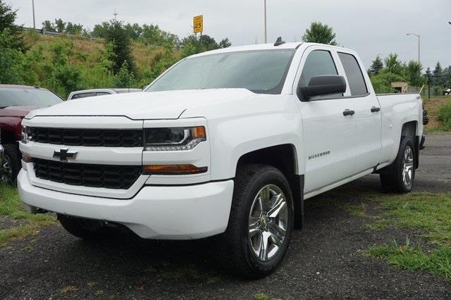 Used Chevrolet Silverado 1500 Custom 2017 | Blasius of Danbury. Danbury, Connecticut Used Chevrolet Silverado 1500 Custom 2017 | Blasius of Danbury. Danbury, Connecticut
