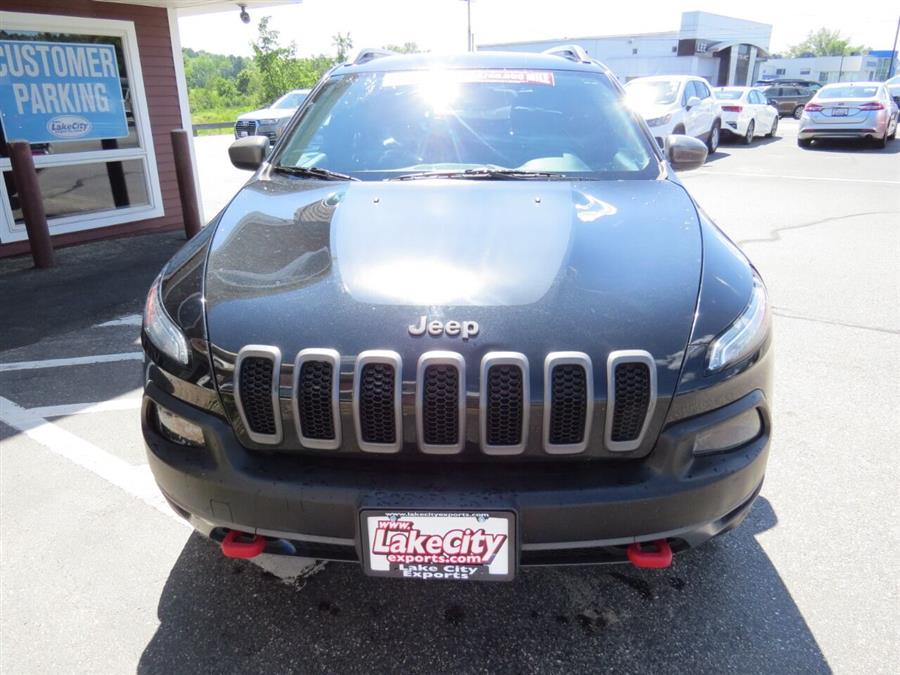 Used Jeep Cherokee Trailhawk 4x4 4dr SUV 2015 | Lake City Exports Inc. Auburn, Maine Used Jeep Cherokee Trailhawk 4x4 4dr SUV 2015 | Lake City Exports Inc. Auburn, Maine