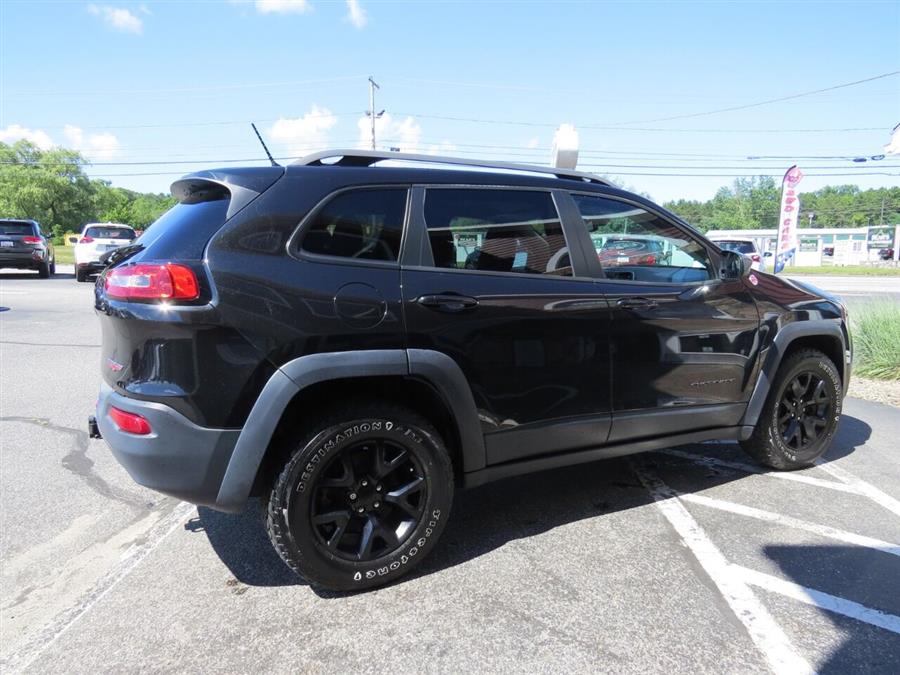 Used Jeep Cherokee Trailhawk 4x4 4dr SUV 2015 | Lake City Exports Inc. Auburn, Maine Used Jeep Cherokee Trailhawk 4x4 4dr SUV 2015 | Lake City Exports Inc. Auburn, Maine