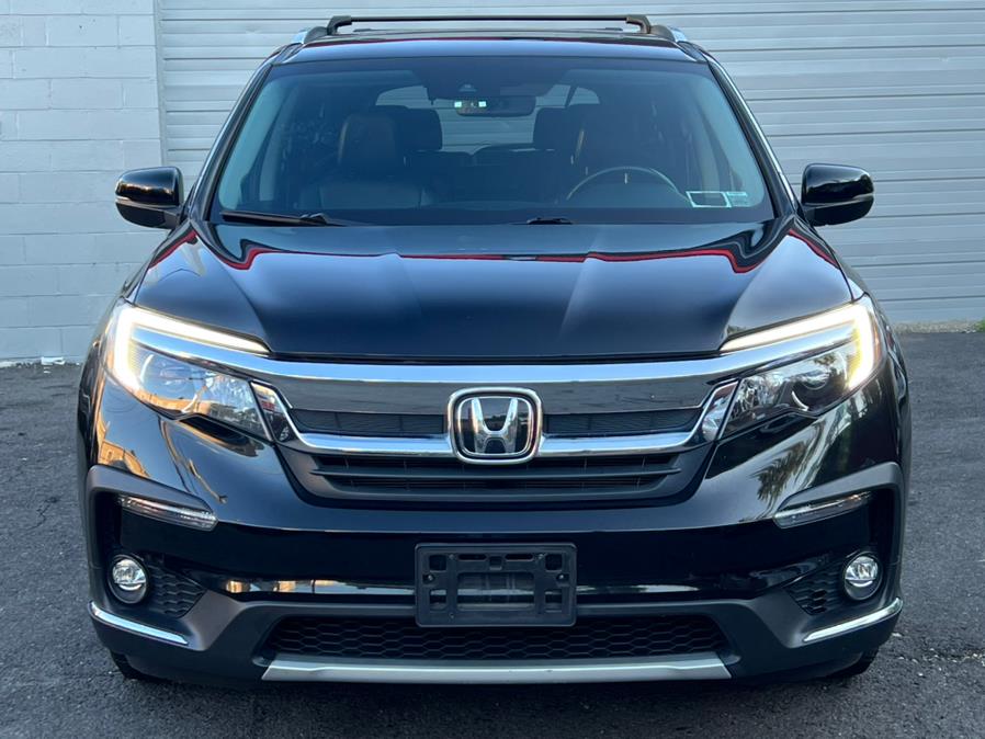 2019 Honda Pilot EX-L w/Navi & RES AWD, available for sale in Paterson, New Jersey | Champion of Paterson. Paterson, New Jersey 2019 Honda Pilot EX-L w/Navi & RES AWD, available for sale in Paterson, New Jersey | Champion of Paterson. Paterson, New Jersey