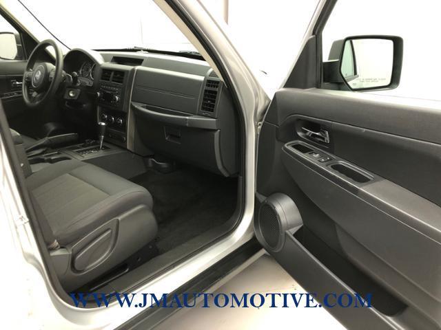 Used Jeep Liberty 4WD 4dr Sport 2012 | J&M Automotive Sls&Svc LLC. Naugatuck, Connecticut Used Jeep Liberty 4WD 4dr Sport 2012 | J&M Automotive Sls&Svc LLC. Naugatuck, Connecticut