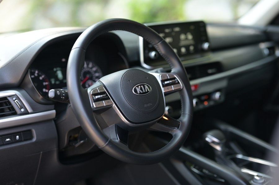 Used Kia Telluride LX AWD 2020 | Highline Car Connection. Waterbury, Connecticut Used Kia Telluride LX AWD 2020 | Highline Car Connection. Waterbury, Connecticut