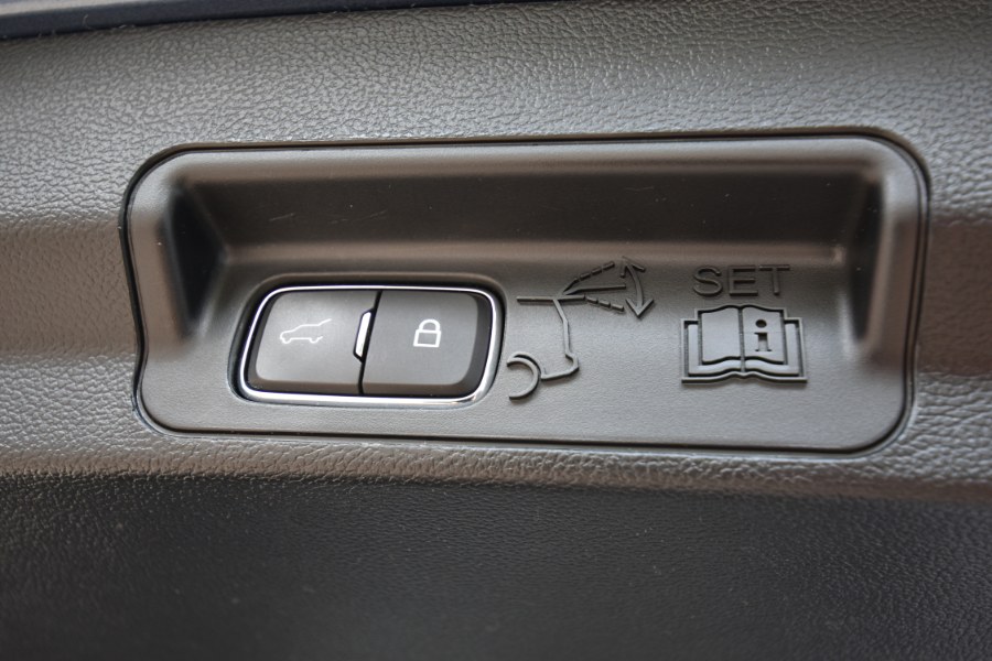 Used Ford Explorer ST 4WD 2020 | Highline Car Connection. Waterbury, Connecticut Used Ford Explorer ST 4WD 2020 | Highline Car Connection. Waterbury, Connecticut