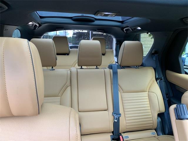 2017 Land Rover Discovery HSE Luxury, available for sale in Stratford, Connecticut | Wiz Leasing Inc. Stratford, Connecticut 2017 Land Rover Discovery HSE Luxury, available for sale in Stratford, Connecticut | Wiz Leasing Inc. Stratford, Connecticut