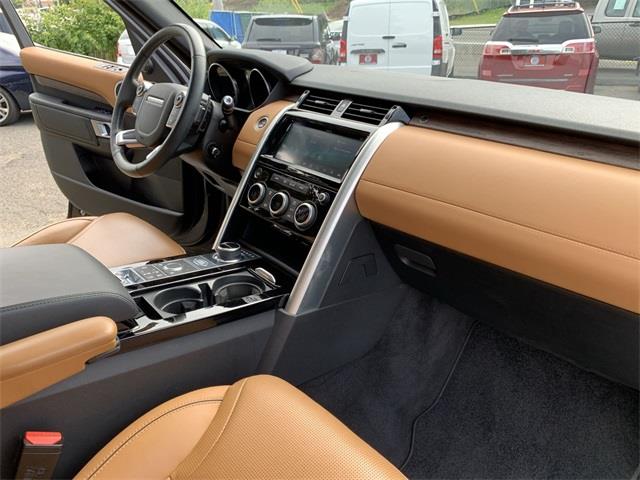 2017 Land Rover Discovery HSE Luxury, available for sale in Stratford, Connecticut | Wiz Leasing Inc. Stratford, Connecticut 2017 Land Rover Discovery HSE Luxury, available for sale in Stratford, Connecticut | Wiz Leasing Inc. Stratford, Connecticut