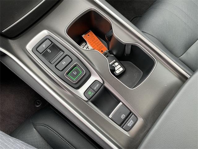 2019 Honda Accord Touring 2.0T, available for sale in Stratford, Connecticut | Wiz Leasing Inc. Stratford, Connecticut 2019 Honda Accord Touring 2.0T, available for sale in Stratford, Connecticut | Wiz Leasing Inc. Stratford, Connecticut