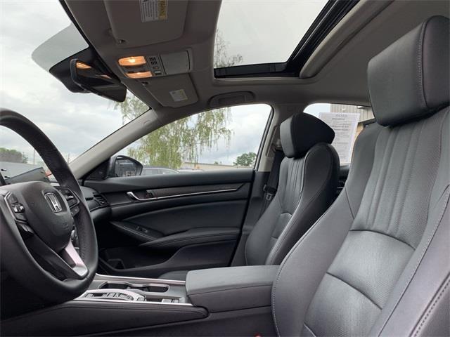 2019 Honda Accord Touring 2.0T, available for sale in Stratford, Connecticut | Wiz Leasing Inc. Stratford, Connecticut 2019 Honda Accord Touring 2.0T, available for sale in Stratford, Connecticut | Wiz Leasing Inc. Stratford, Connecticut
