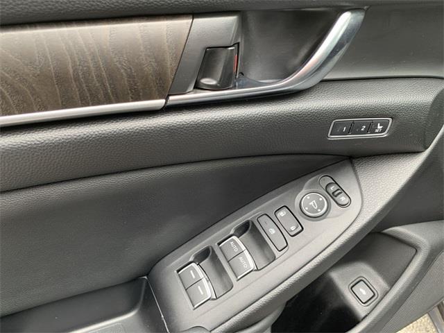 2019 Honda Accord Touring 2.0T, available for sale in Stratford, Connecticut | Wiz Leasing Inc. Stratford, Connecticut 2019 Honda Accord Touring 2.0T, available for sale in Stratford, Connecticut | Wiz Leasing Inc. Stratford, Connecticut
