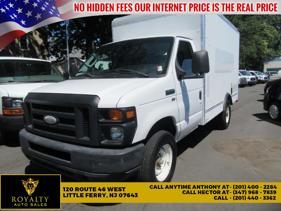 Used Ford Econoline Commercial Cutaway E-350 Super Duty 138" SRW 2014 | Royalty Auto Sales. Little Ferry, New Jersey
