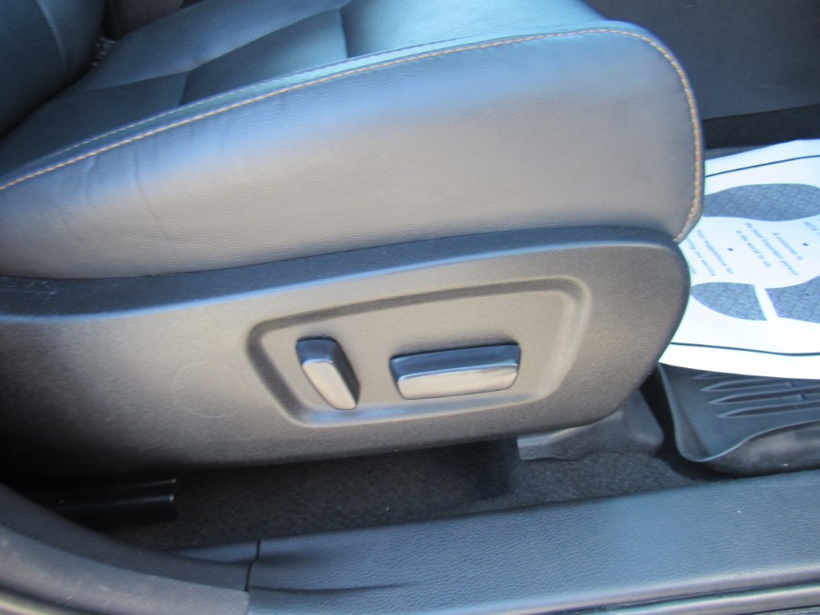 2017 Toyota Highlander Hybrid Limited, available for sale in Worcester, Massachusetts | Hilario's Auto Sales Inc.. Worcester, Massachusetts 2017 Toyota Highlander Hybrid Limited, available for sale in Worcester, Massachusetts | Hilario's Auto Sales Inc.. Worcester, Massachusetts