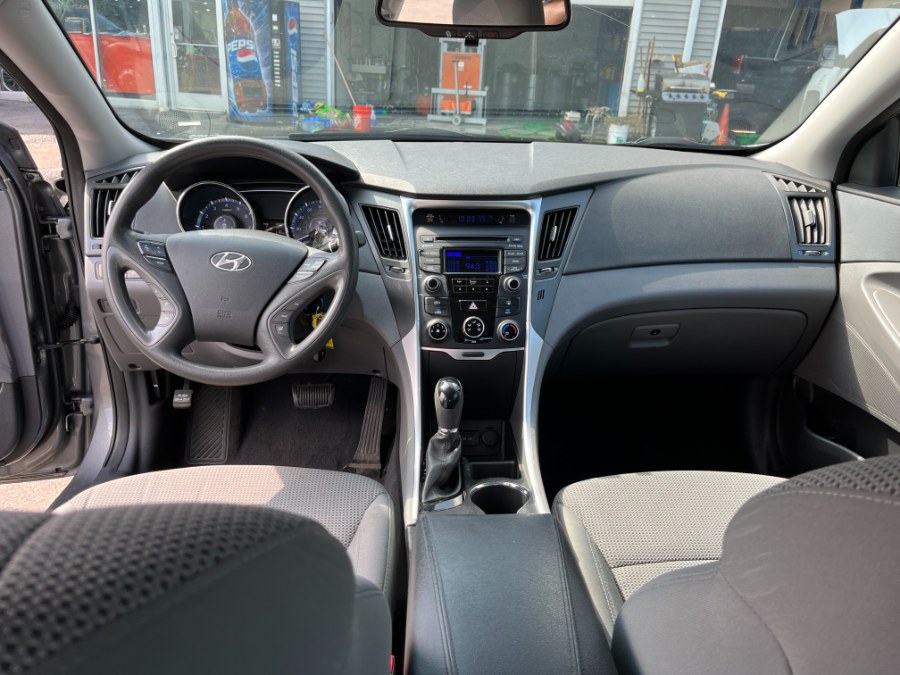 Used Hyundai Sonata 4dr Sdn 2.4L Auto GLS 2014 | Chris's Auto Clinic. Plainville, Connecticut Used Hyundai Sonata 4dr Sdn 2.4L Auto GLS 2014 | Chris's Auto Clinic. Plainville, Connecticut