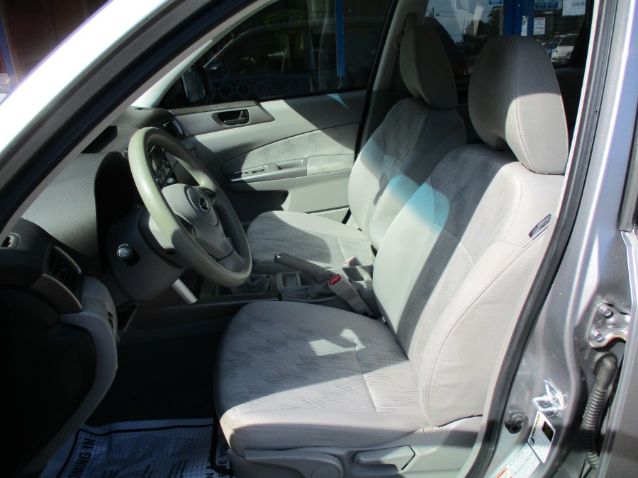 Used Subaru Forester (Natl) 4dr Man X 2009 | Cos Central Auto. Meriden, Connecticut Used Subaru Forester (Natl) 4dr Man X 2009 | Cos Central Auto. Meriden, Connecticut