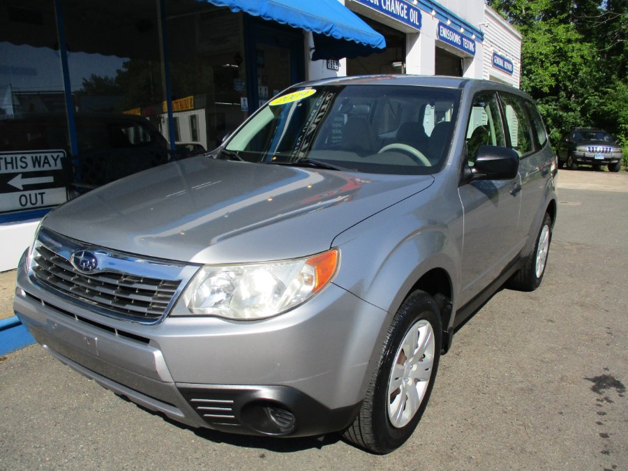Used Subaru Forester (Natl) 4dr Man X 2009 | Cos Central Auto. Meriden, Connecticut Used Subaru Forester (Natl) 4dr Man X 2009 | Cos Central Auto. Meriden, Connecticut