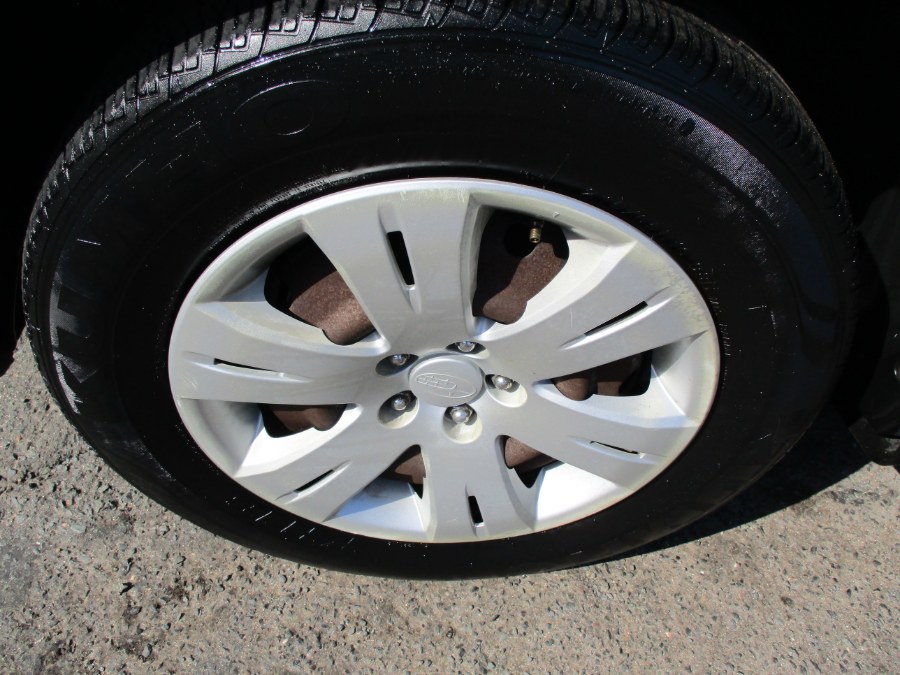 Used Subaru Forester (Natl) 4dr Man X 2009 | Cos Central Auto. Meriden, Connecticut Used Subaru Forester (Natl) 4dr Man X 2009 | Cos Central Auto. Meriden, Connecticut