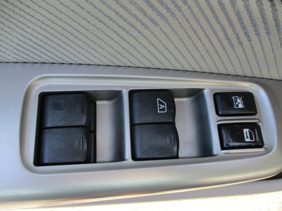 Used Subaru Forester (Natl) 4dr Man X 2009 | Cos Central Auto. Meriden, Connecticut Used Subaru Forester (Natl) 4dr Man X 2009 | Cos Central Auto. Meriden, Connecticut
