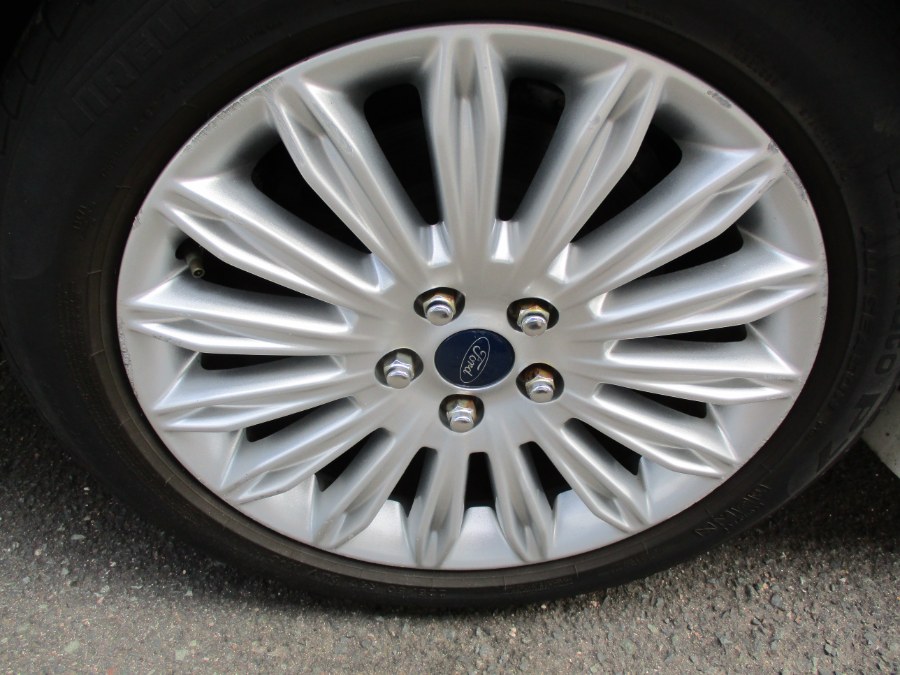 2014 Ford Fusion 4dr Sdn SE Hybrid FWD, available for sale in Meriden, Connecticut | Cos Central Auto. Meriden, Connecticut 2014 Ford Fusion 4dr Sdn SE Hybrid FWD, available for sale in Meriden, Connecticut | Cos Central Auto. Meriden, Connecticut