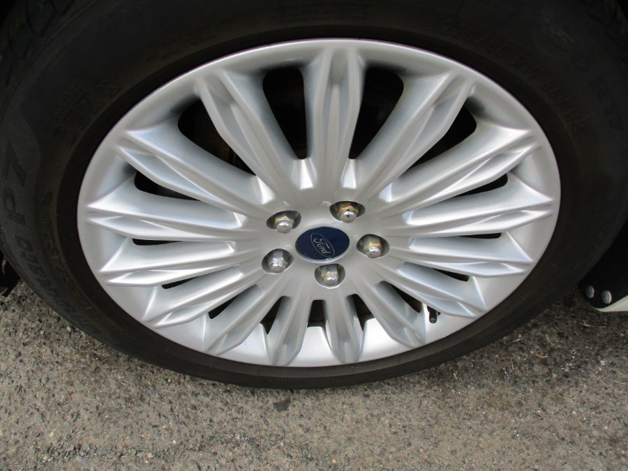 2014 Ford Fusion 4dr Sdn SE Hybrid FWD, available for sale in Meriden, Connecticut | Cos Central Auto. Meriden, Connecticut 2014 Ford Fusion 4dr Sdn SE Hybrid FWD, available for sale in Meriden, Connecticut | Cos Central Auto. Meriden, Connecticut