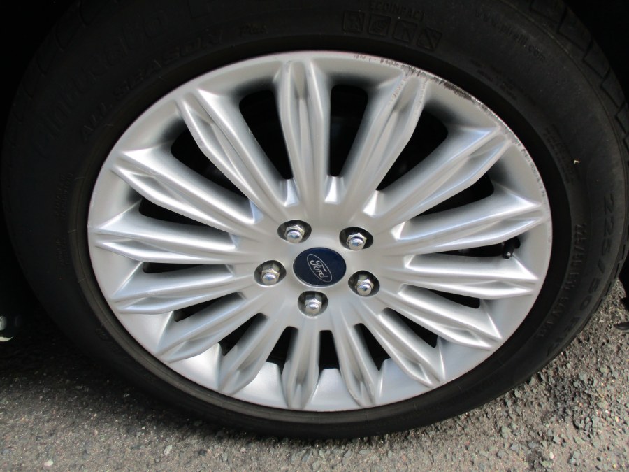 2014 Ford Fusion 4dr Sdn SE Hybrid FWD, available for sale in Meriden, Connecticut | Cos Central Auto. Meriden, Connecticut 2014 Ford Fusion 4dr Sdn SE Hybrid FWD, available for sale in Meriden, Connecticut | Cos Central Auto. Meriden, Connecticut