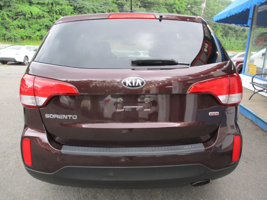 2014 Kia Sorento 2WD 4dr I4 LX, available for sale in Meriden, Connecticut | Cos Central Auto. Meriden, Connecticut 2014 Kia Sorento 2WD 4dr I4 LX, available for sale in Meriden, Connecticut | Cos Central Auto. Meriden, Connecticut