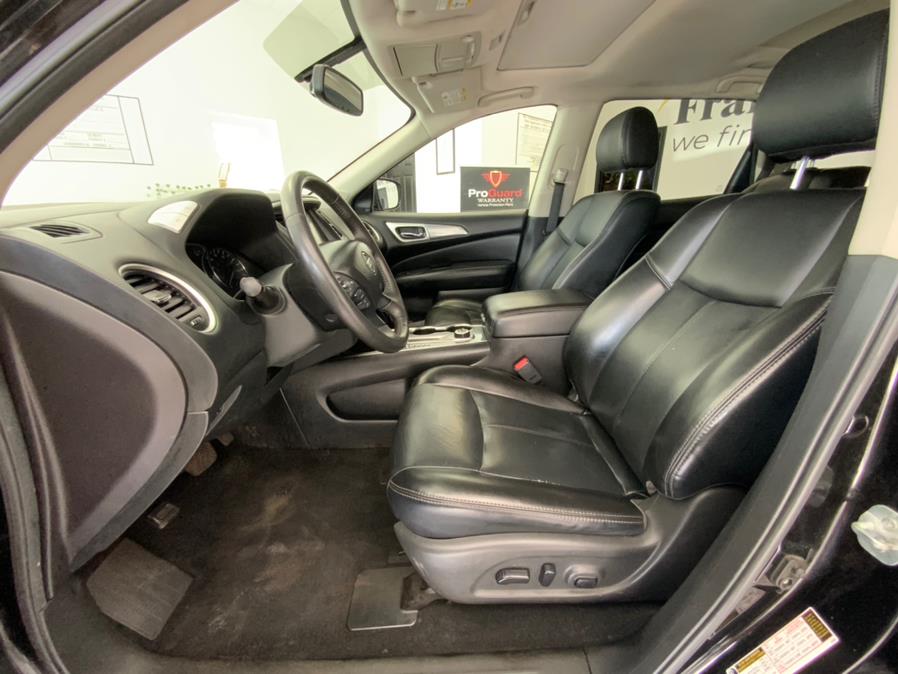 Used Nissan Pathfinder 4x4 SV 2017 | Franklin Motors Auto Sales LLC. Hartford, Connecticut Used Nissan Pathfinder 4x4 SV 2017 | Franklin Motors Auto Sales LLC. Hartford, Connecticut