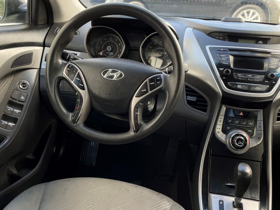 Used Hyundai Elantra 4dr Sdn Man GLS 2013 | Green Light Auto. Corona, California Used Hyundai Elantra 4dr Sdn Man GLS 2013 | Green Light Auto. Corona, California