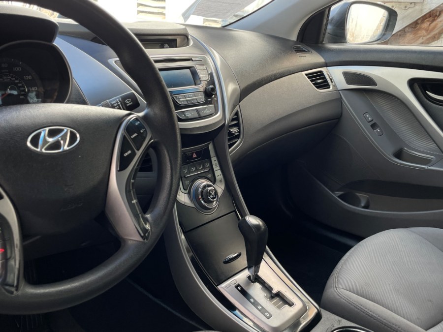 Used Hyundai Elantra 4dr Sdn Man GLS 2013 | Green Light Auto. Corona, California Used Hyundai Elantra 4dr Sdn Man GLS 2013 | Green Light Auto. Corona, California