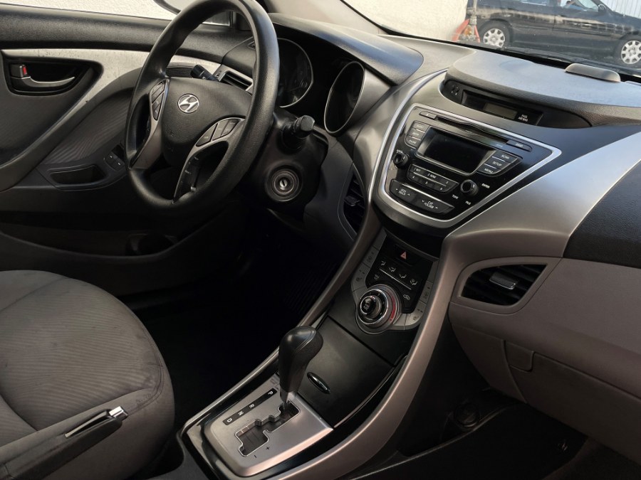 Used Hyundai Elantra 4dr Sdn Man GLS 2013 | Green Light Auto. Corona, California Used Hyundai Elantra 4dr Sdn Man GLS 2013 | Green Light Auto. Corona, California