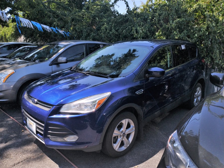 2013 Ford Escape SE. LOW MILES, available for sale in Rosedale, New York | Sunrise Auto Sales. Rosedale, New York 2013 Ford Escape SE. LOW MILES, available for sale in Rosedale, New York | Sunrise Auto Sales. Rosedale, New York