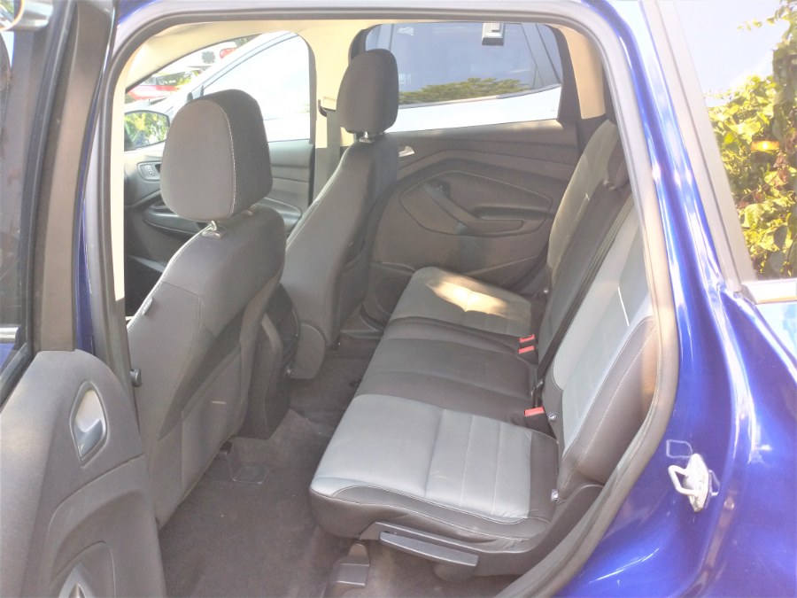 2013 Ford Escape SE. LOW MILES, available for sale in Rosedale, New York | Sunrise Auto Sales. Rosedale, New York 2013 Ford Escape SE. LOW MILES, available for sale in Rosedale, New York | Sunrise Auto Sales. Rosedale, New York