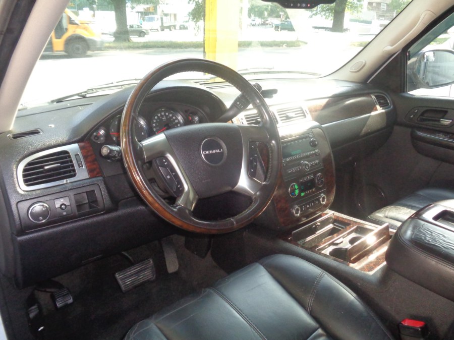 2007 GMC Yukon Denali AWD 4dr, available for sale in Rosedale, New York | Sunrise Auto Sales. Rosedale, New York 2007 GMC Yukon Denali AWD 4dr, available for sale in Rosedale, New York | Sunrise Auto Sales. Rosedale, New York