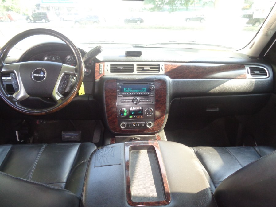 2007 GMC Yukon Denali AWD 4dr, available for sale in Rosedale, New York | Sunrise Auto Sales. Rosedale, New York 2007 GMC Yukon Denali AWD 4dr, available for sale in Rosedale, New York | Sunrise Auto Sales. Rosedale, New York