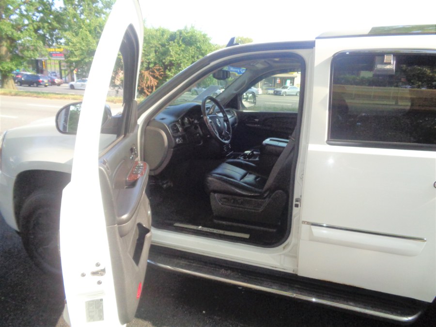 2007 GMC Yukon Denali AWD 4dr, available for sale in Rosedale, New York | Sunrise Auto Sales. Rosedale, New York 2007 GMC Yukon Denali AWD 4dr, available for sale in Rosedale, New York | Sunrise Auto Sales. Rosedale, New York