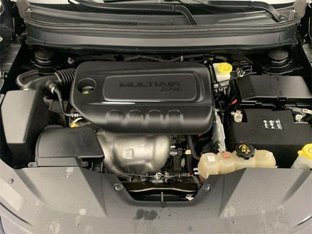 Used Jeep Cherokee Latitude 2019 | Eastchester Motor Cars. Bronx, New York Used Jeep Cherokee Latitude 2019 | Eastchester Motor Cars. Bronx, New York