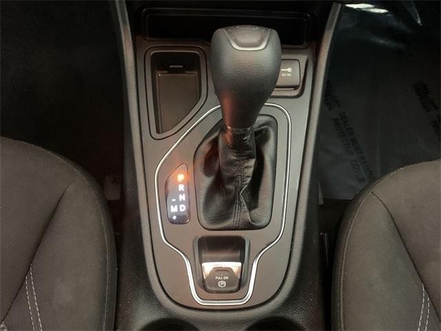Used Jeep Cherokee Latitude 2019 | Eastchester Motor Cars. Bronx, New York Used Jeep Cherokee Latitude 2019 | Eastchester Motor Cars. Bronx, New York