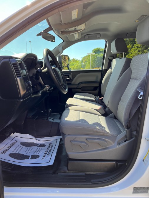 Used Chevrolet Silverado 1500 4WD Double Cab 143.5" Work Truck 2017 | A-Tech. Medford, Massachusetts Used Chevrolet Silverado 1500 4WD Double Cab 143.5" Work Truck 2017 | A-Tech. Medford, Massachusetts