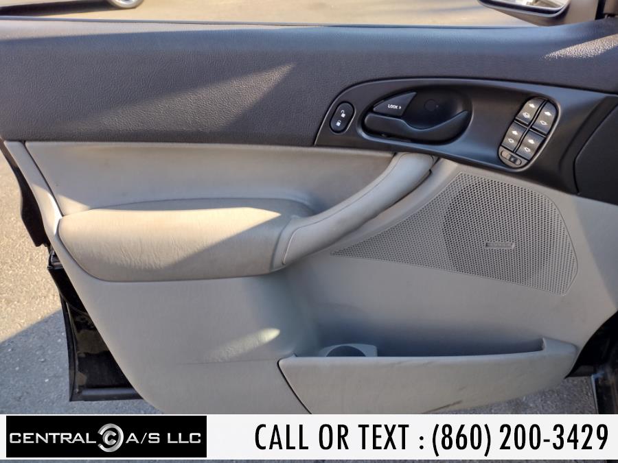 Used Ford Focus 4dr Sdn ZX4 SE 2006 | Central A/S LLC. East Windsor, Connecticut Used Ford Focus 4dr Sdn ZX4 SE 2006 | Central A/S LLC. East Windsor, Connecticut