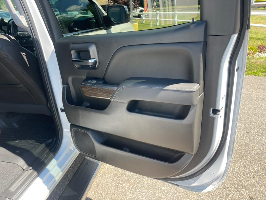 2018 GMC Sierra 1500 4WD Crew Cab 143.5" Denali, available for sale in South Windsor, Connecticut | Mike And Tony Auto Sales, Inc. South Windsor, Connecticut 2018 GMC Sierra 1500 4WD Crew Cab 143.5" Denali, available for sale in South Windsor, Connecticut | Mike And Tony Auto Sales, Inc. South Windsor, Connecticut