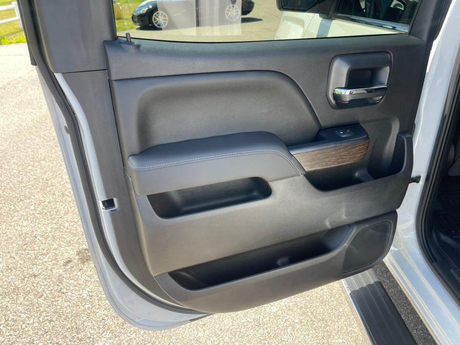 2018 GMC Sierra 1500 4WD Crew Cab 143.5" Denali, available for sale in South Windsor, Connecticut | Mike And Tony Auto Sales, Inc. South Windsor, Connecticut 2018 GMC Sierra 1500 4WD Crew Cab 143.5" Denali, available for sale in South Windsor, Connecticut | Mike And Tony Auto Sales, Inc. South Windsor, Connecticut