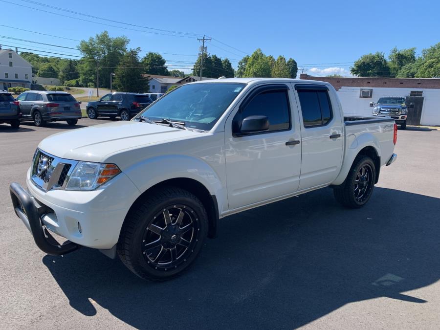 2016 Nissan Frontier 4WD Crew Cab SWB Auto SV, available for sale in Old Saybrook, Connecticut | Saybrook Auto Barn. Old Saybrook, Connecticut 2016 Nissan Frontier 4WD Crew Cab SWB Auto SV, available for sale in Old Saybrook, Connecticut | Saybrook Auto Barn. Old Saybrook, Connecticut