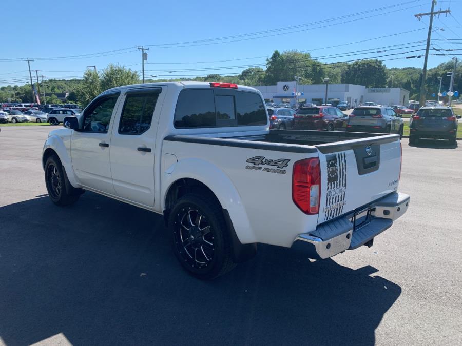 2016 Nissan Frontier 4WD Crew Cab SWB Auto SV, available for sale in Old Saybrook, Connecticut | Saybrook Auto Barn. Old Saybrook, Connecticut 2016 Nissan Frontier 4WD Crew Cab SWB Auto SV, available for sale in Old Saybrook, Connecticut | Saybrook Auto Barn. Old Saybrook, Connecticut