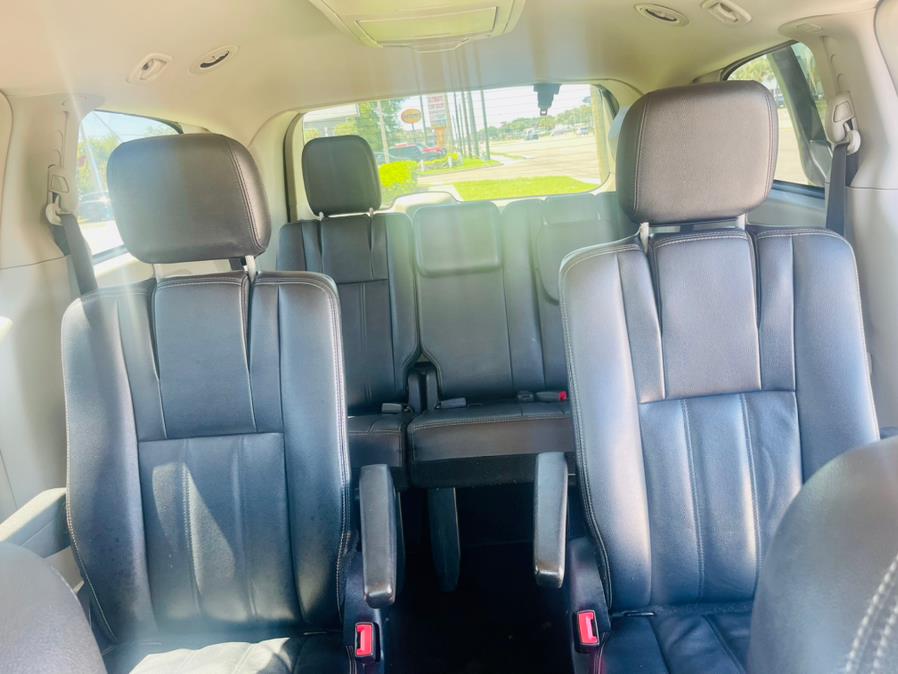 Used Chrysler Town & Country 4dr Wgn Touring 2014 | 2 Car Pros. Orlando, Florida Used Chrysler Town & Country 4dr Wgn Touring 2014 | 2 Car Pros. Orlando, Florida