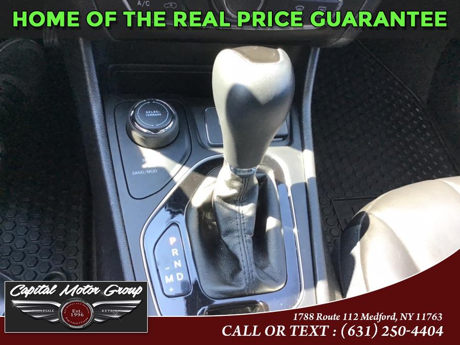 Used Jeep Cherokee Latitude Plus 4x4 2019 | Capital Motor Group Inc. Medford, New York Used Jeep Cherokee Latitude Plus 4x4 2019 | Capital Motor Group Inc. Medford, New York