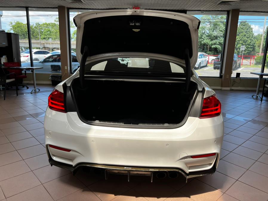 Used BMW M4 2dr Cpe 2015 | Power Motors East. Massapequa Park, New York Used BMW M4 2dr Cpe 2015 | Power Motors East. Massapequa Park, New York