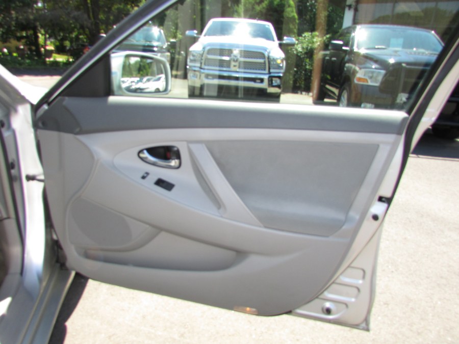 Used Toyota Camry 4dr Sdn I4 Manual CE (Natl) 2007 | United Auto Sales of E Windsor, Inc. East Windsor, Connecticut Used Toyota Camry 4dr Sdn I4 Manual CE (Natl) 2007 | United Auto Sales of E Windsor, Inc. East Windsor, Connecticut